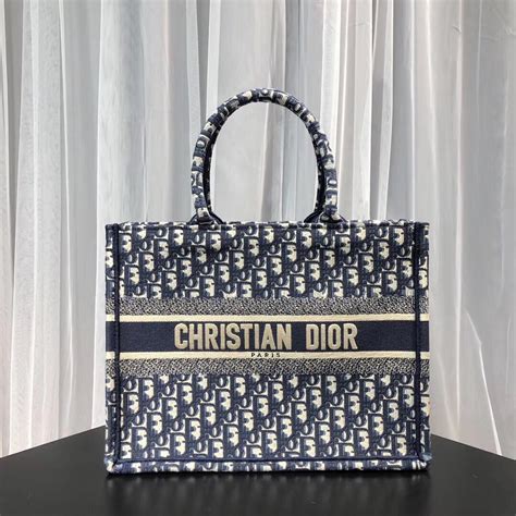 Christian Dior tote bag unboxing